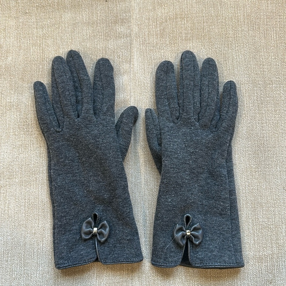 Fleece Lined Bow Detail Gloves